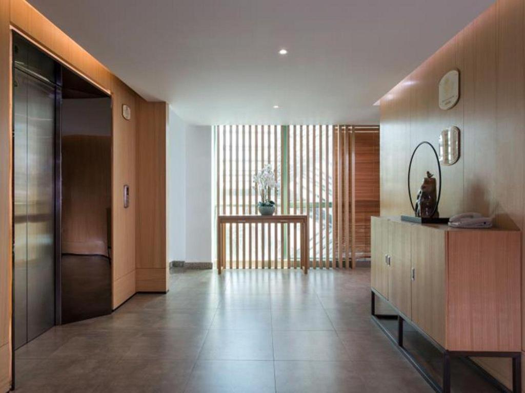 Vienna Classic Hotel Guangdong Yangxi Moon Bay Exterior photo